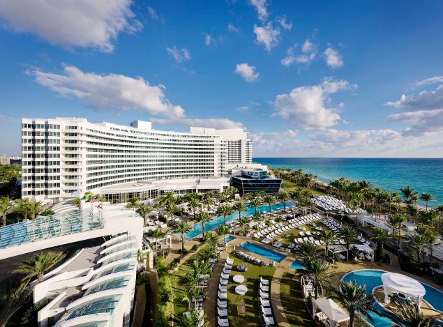 The Gathering Spot: Weddings bring on the drama at Miami Beach’s most fabulous hotel, the Fontainebleau. The landmark emerged from a billion-dollar renovation (that’s billion with nine zeros) with terraces, pool decks, lawns, balconies, and ballrooms to fit any fantasy, as long as it’s larger than life.