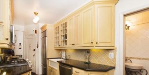 The eat-in kitchen is recently renovated.