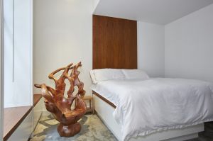 A tad confused by this bedroom situation.