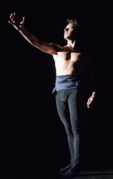 Matthew Dibble in "Beethoven Opus 130" by Twyla Tharp.