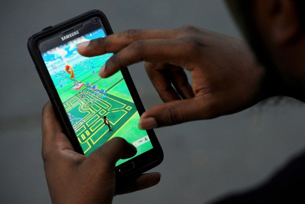 Your brain may suffer if you stare at your phone too long while chasing Charzard.