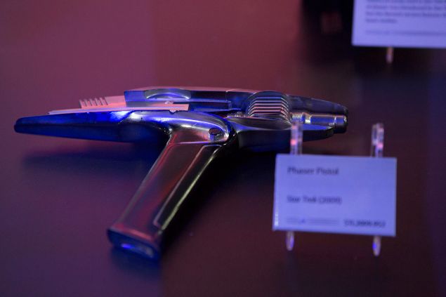 The phasers of your youth are pretty crappy in the HD of real life. As they should be.