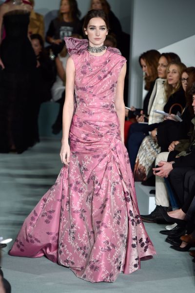 A look from Copping's Fall 2016 collection for Oscar de la Renta