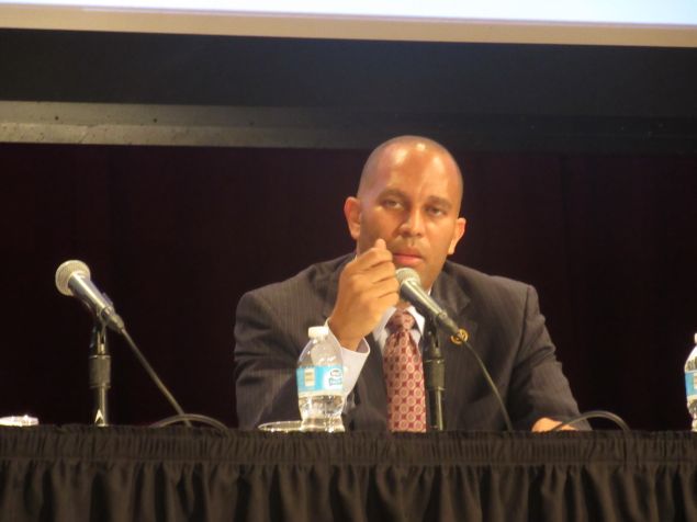 Brooklyn Rep. Hakeem Jeffries assesses Mayor Bill de Blasio's affordable housing plan.