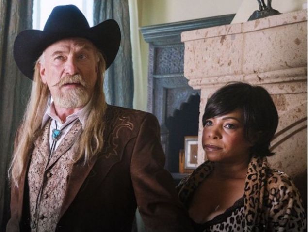 Ted Levine as Little Bill and Paula Jai Parker as Sylvie on Ray Donovan.