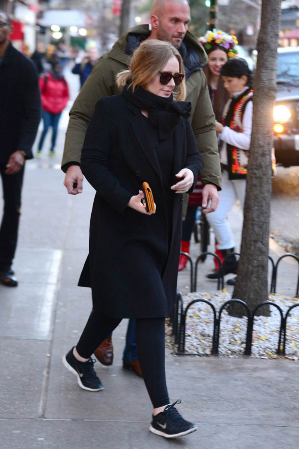 Adele leaving What Goes Around Comes Around Soho