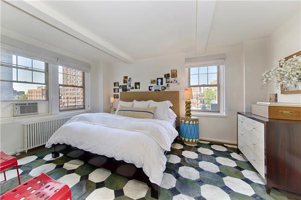 Oh, and the apartment was previously featured on 'The Coveteur.'
