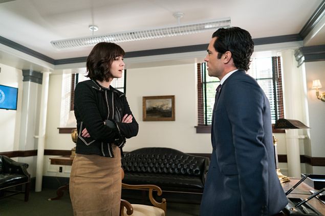 Mary Elizabeth Winstead and Charlie Semine in BraindDead.