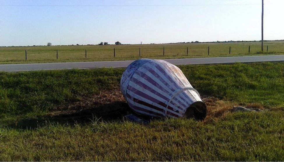 An abandoned cement truck mixer before becoming the Winganon Space Capsule.