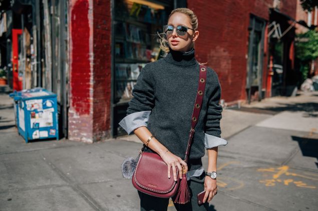How a princess wears her bag