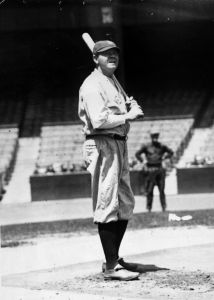 The Yankees legend once resided on the very same floor.