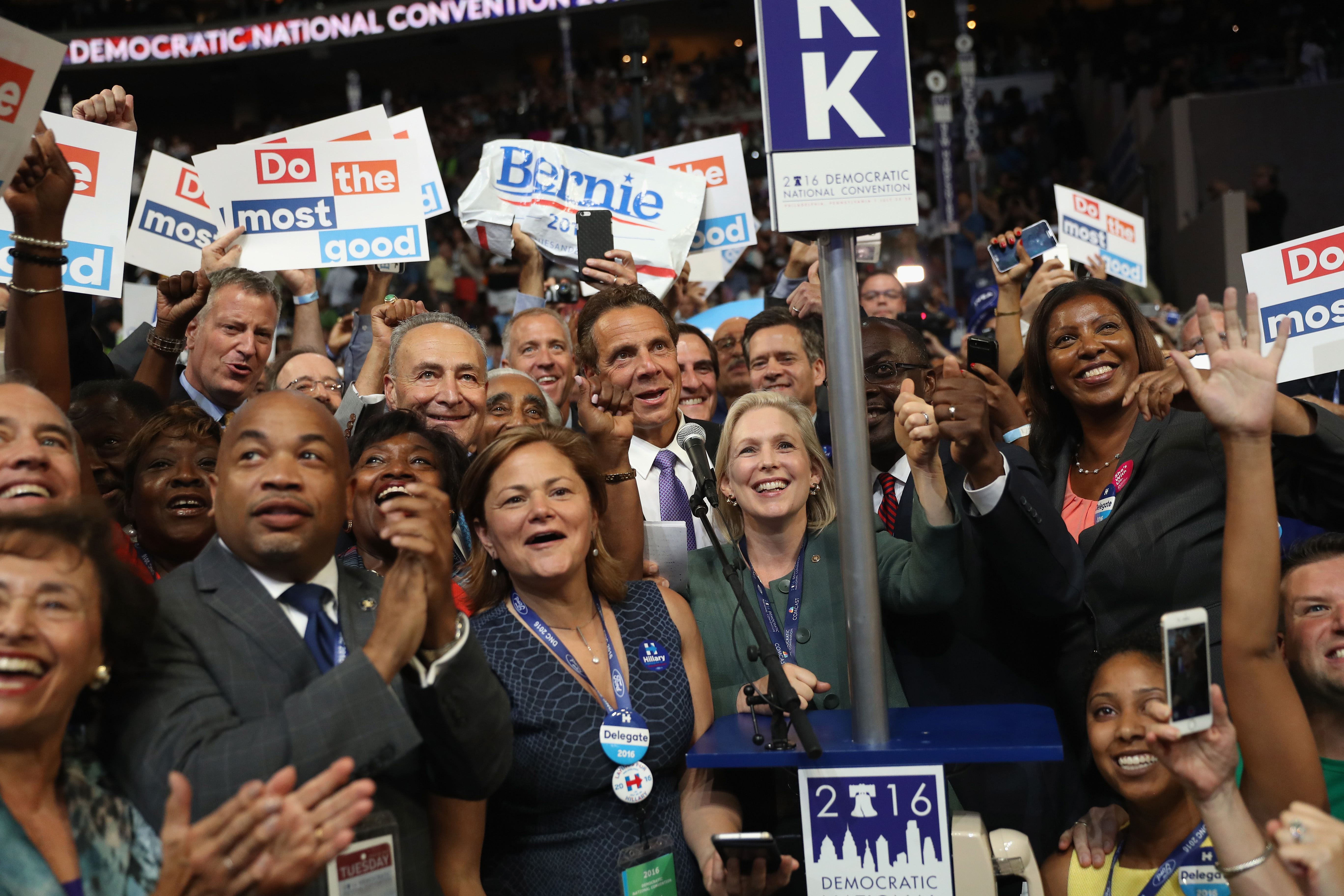 Can you spot the 6-foot-five-inches-tall mayor of New York City at the DNC?
