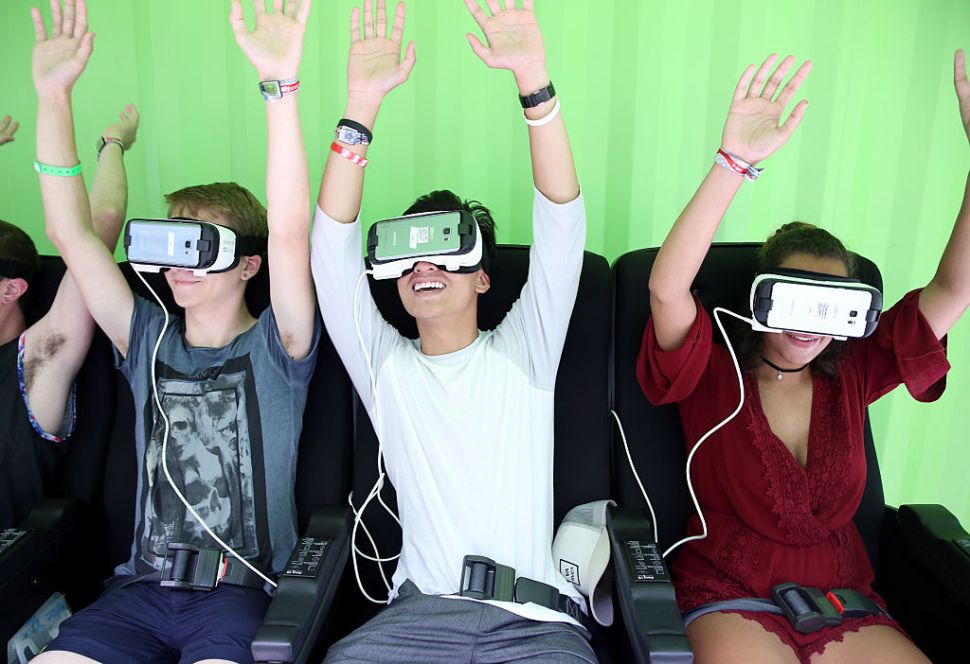 CHICAGO, IL - JULY 29: Festival goers experience Samsung Gear VR at Samsung VR-Palooza at Lollapalooza 2016 - Day 2 at Grant Park on July 29, 2016 in Chicago, Illinois.