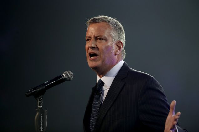 Bill de Blasio says he's not talking to lobbyists anymore.