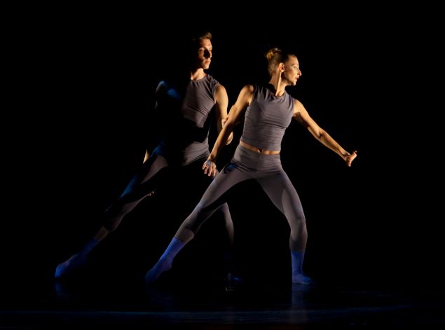 Nathan Makolandra and Rachelle Rafailedes in Helix by Justin Peck.