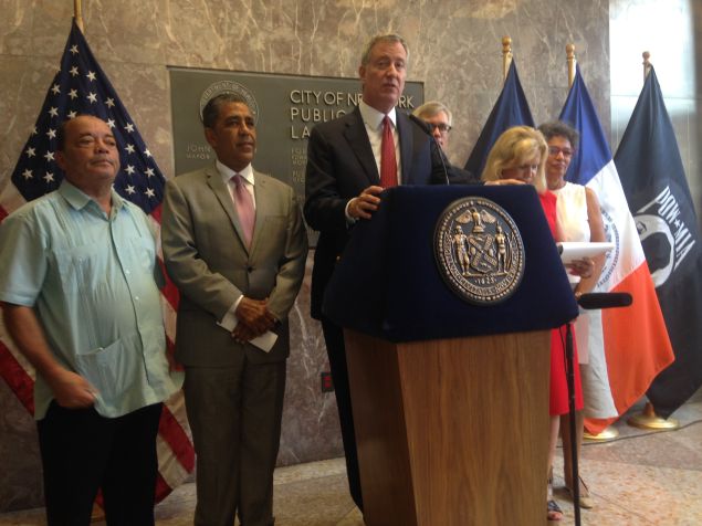 Mayor Bill de Blasio and the city's congressional delegation update New Yorkers on the city's response to the Zika virus.