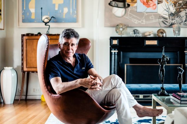 Jay McInerney in egg chair.