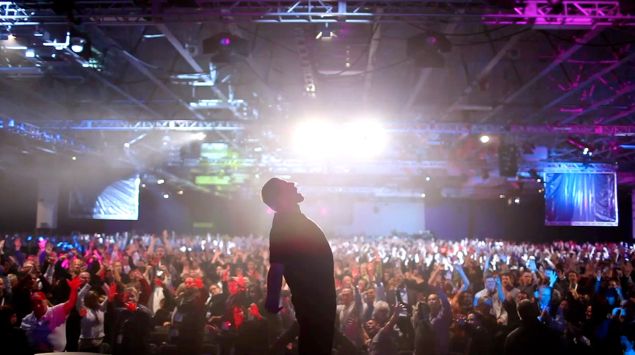 Tony Robbins.