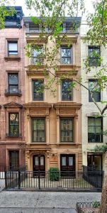 The townhouse is right off Park Avenue.