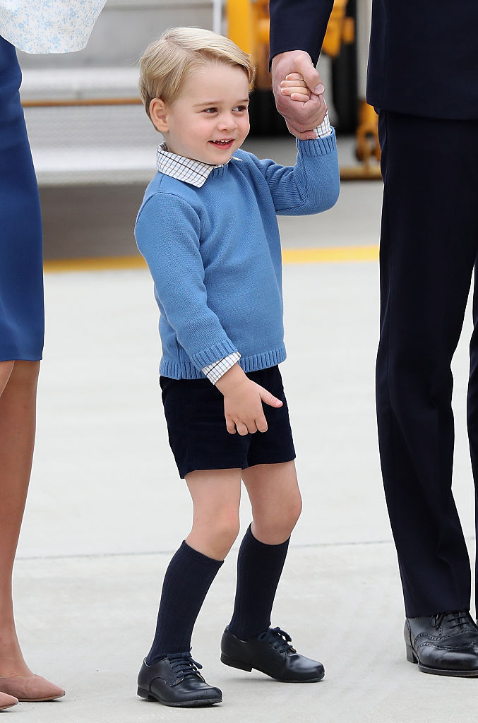 VICTORIA, BC - SEPTEMBER 24: Catherine, Duchess of Cambridge, Prince William, Duke of Cambridge and Canadian Prime Minister Justin Trudeau attend the Official Welcome Ceremony for the Royal Tour at the British Columbia Legislature on September 24, 2016 in Victoria, Canada. Prince William, Duke of Cambridge, Catherine, Duchess of Cambridge, Prince George and Princess Charlotte are visiting Canada as part of an eight day visit to the country taking in areas such as Bella Bella, Whitehorse and Kelowna. 