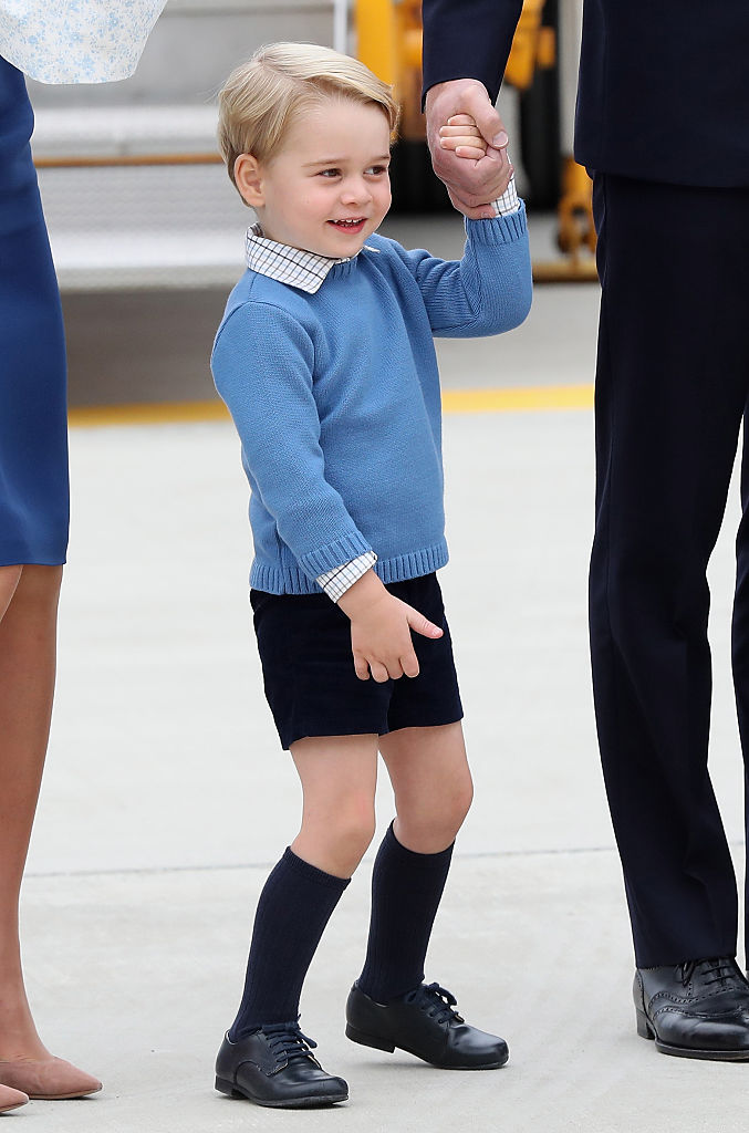 VICTORIA, BC - SEPTEMBER 24: Catherine, Duchess of Cambridge, Prince William, Duke of Cambridge and Canadian Prime Minister Justin Trudeau attend the Official Welcome Ceremony for the Royal Tour at the British Columbia Legislature on September 24, 2016 in Victoria, Canada. Prince William, Duke of Cambridge, Catherine, Duchess of Cambridge, Prince George and Princess Charlotte are visiting Canada as part of an eight day visit to the country taking in areas such as Bella Bella, Whitehorse and Kelowna.