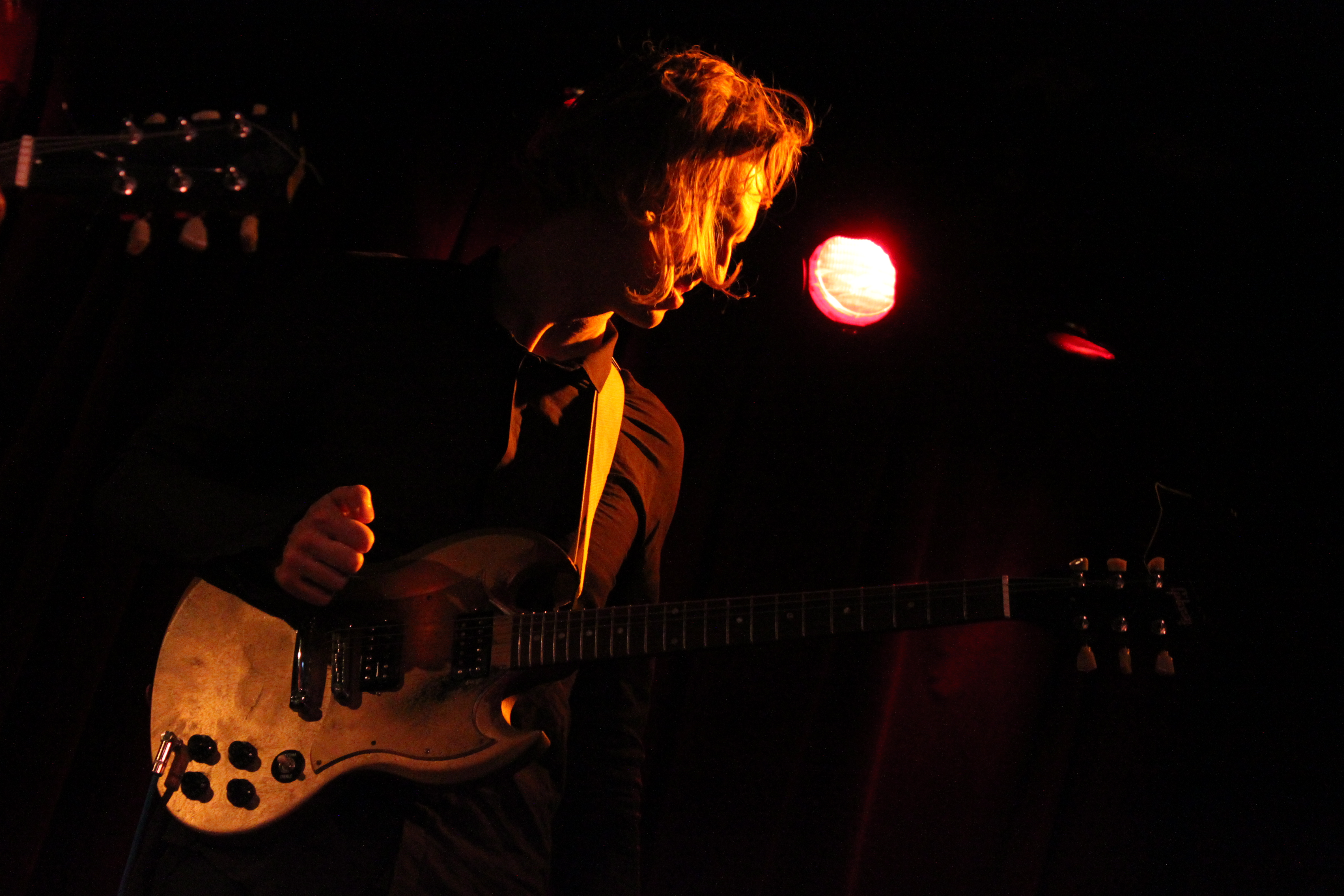 Richard Reed Parry joins Little Scream at La Sala Rosas