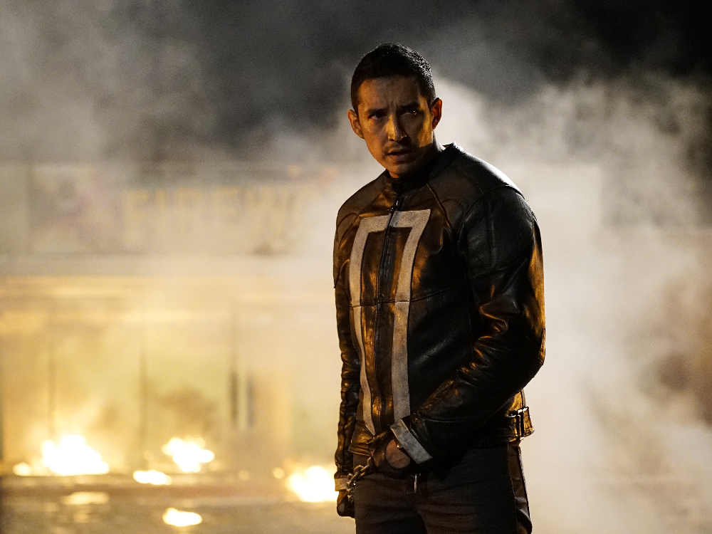 Gabriel Luna as Robbie Reyes.