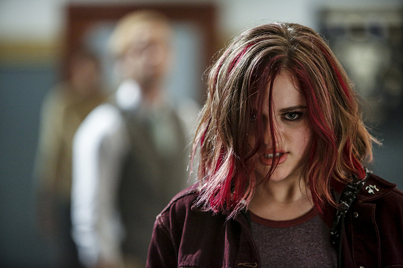 Joey King as Frankie Kane.