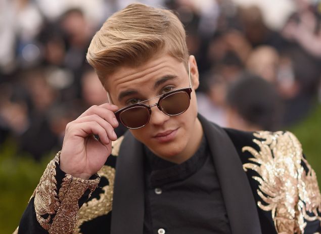 Justin Bieber just touched down in London town.