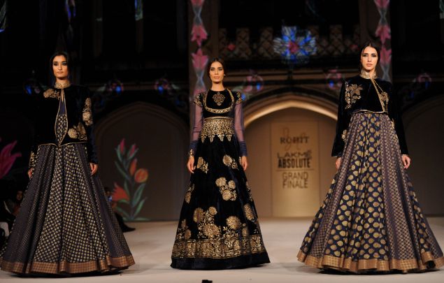Rohit Bal Show Spring 2016; Photo: Getty Images