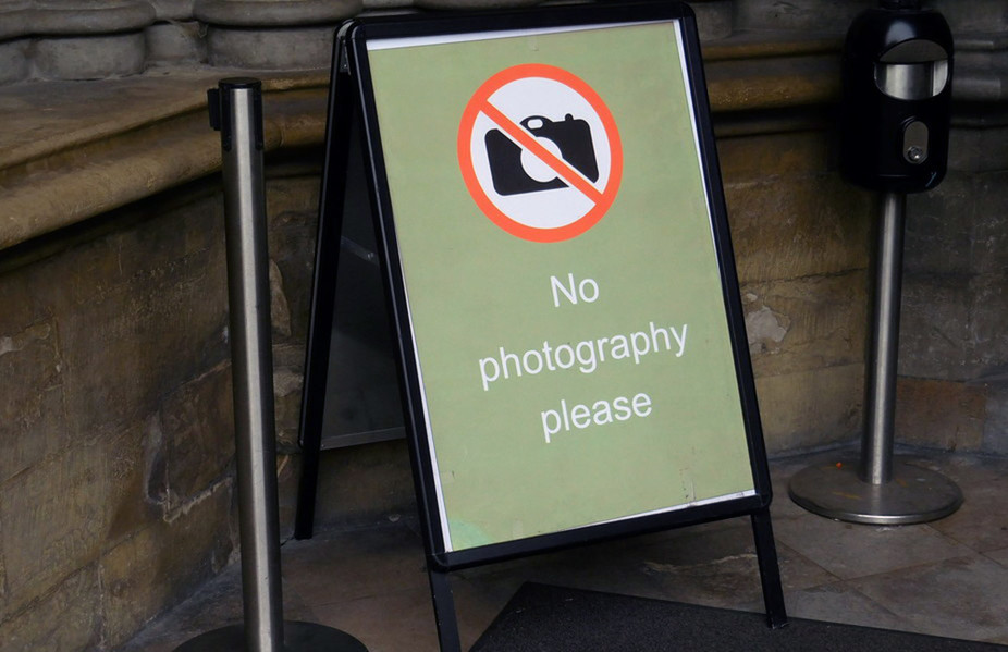Westminster Abbey doesn’t want you to take any selfies