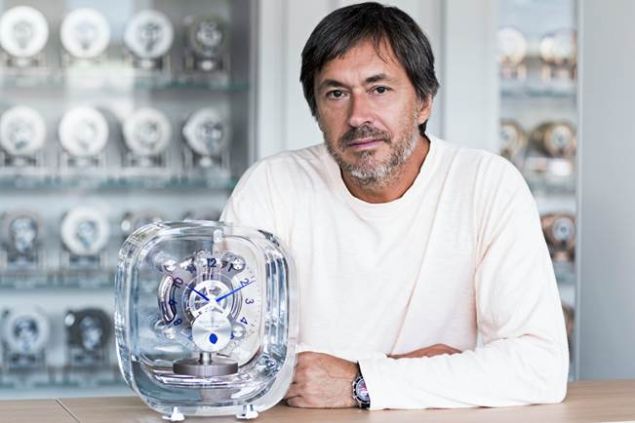 Designer Marc Newson of Jaeger-LeCoultre with the Atmos 568 clock