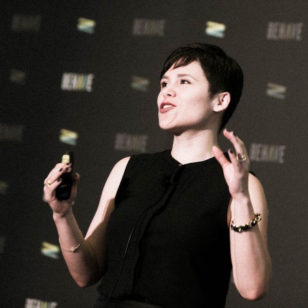 Jimena Almendares speaks at the BEHAVE 2016 behavioral marketing conference.