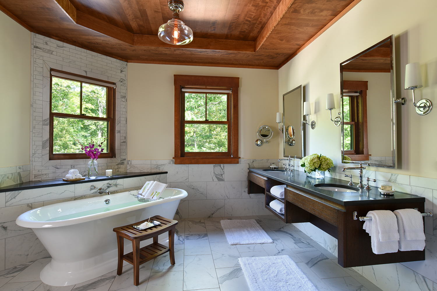 The luxurious bathrooms.