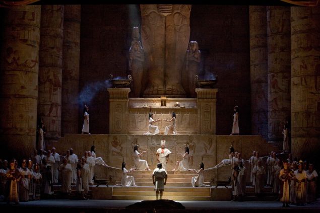 A scene from Verdi's Aida.