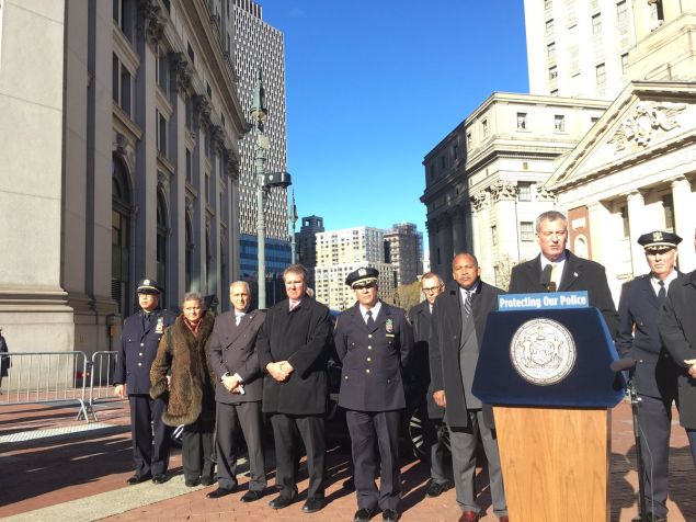 Mayor Bill de Blasio speaks about tinted car windows legislation near One Police Plaza.