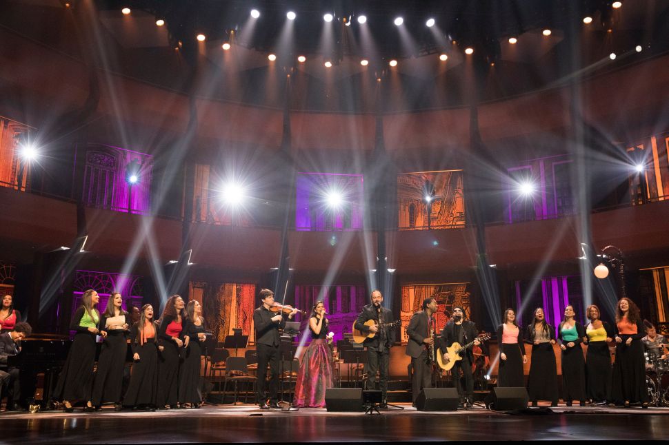 Joshua Bell, the Chamber Orchestra of Havana, Larisa Martinez, Dave Matthews, Aldo Galvan, and Carlos Varela