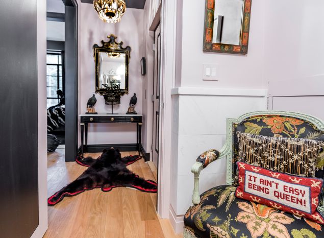 Iris Apfel influenced Jared Seligman's chosen décor.