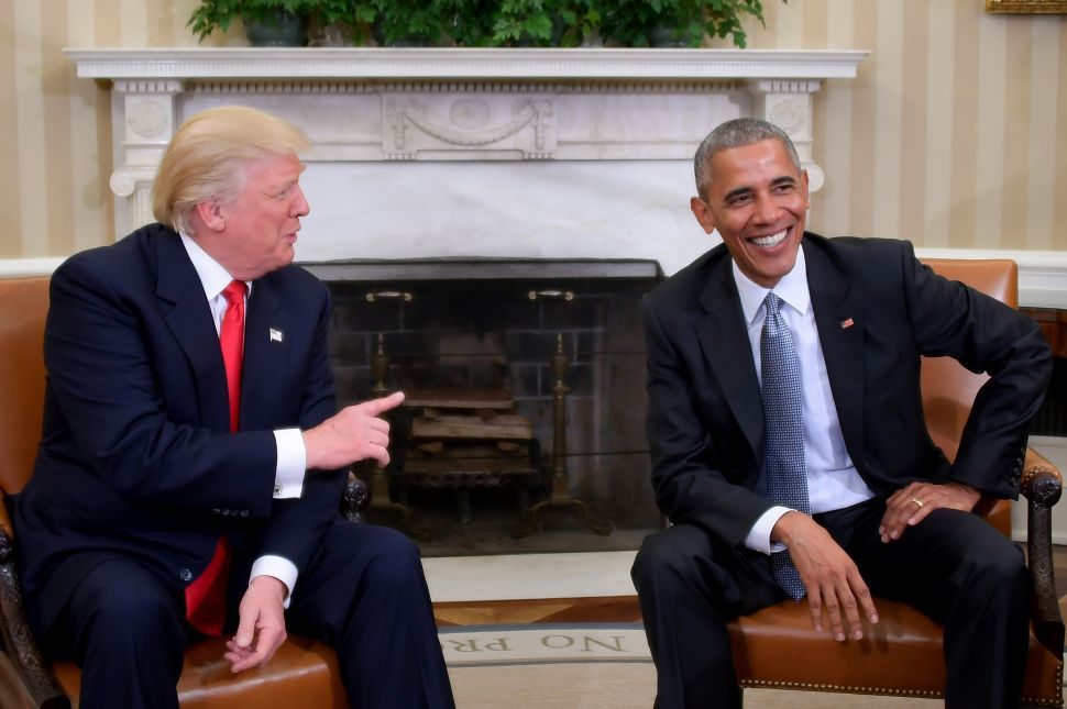 US President Barack Obama meets with President-elect Donald Trump in the Oval Office at the White House on November 10, 2016 in Washington, DC. 