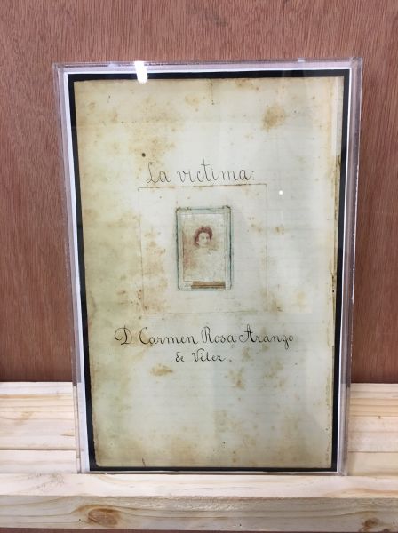 A framed document from Del homicidio como dibujo.