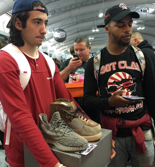 Sneaker Con.