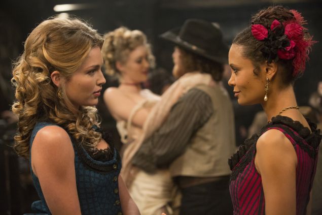 Lili Simmons as Clementine and Thandie Newton as Maeve.