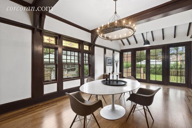 The actress bought this co-op in 2013.