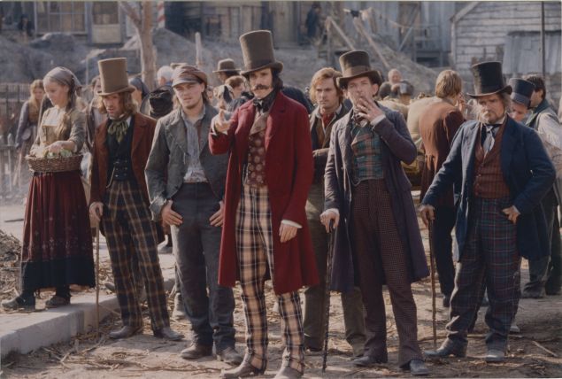 Leonardo DiCaprio (center left) and Daniel Day-Lewis (center right) in GANGS OF NEW YORK (2002, Dir. Martin Scorsese).