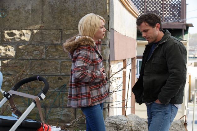 Michelle Williams and Casey Affleck in Manchester by the Sea.