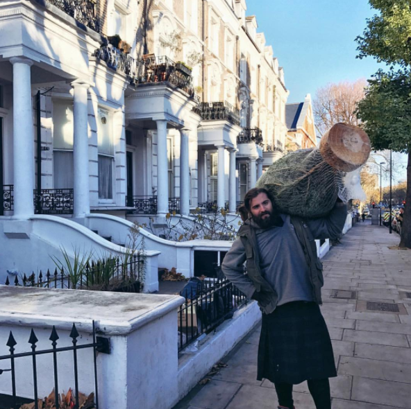 A kilt-clad delivery dude.
