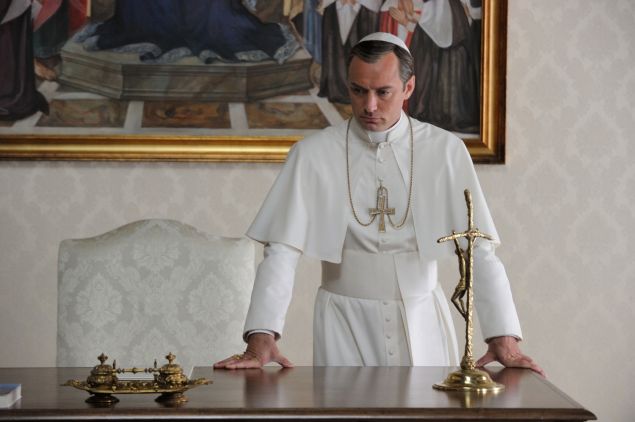 Jude Law in The Young Pope.