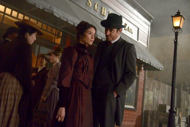 Abigail Spencer as Lucy Preston and Goran Visnjic as Garcia Flynn.