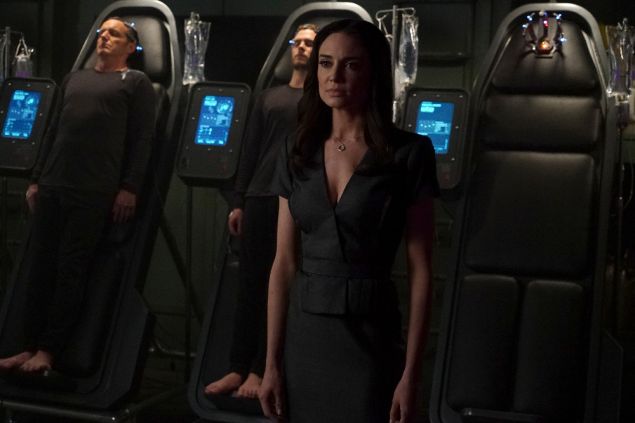 Mallory Jansen as Aida.