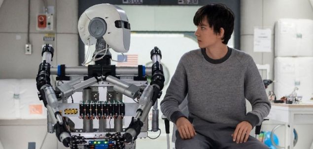 Asa Butterfield in The Space Between Us.